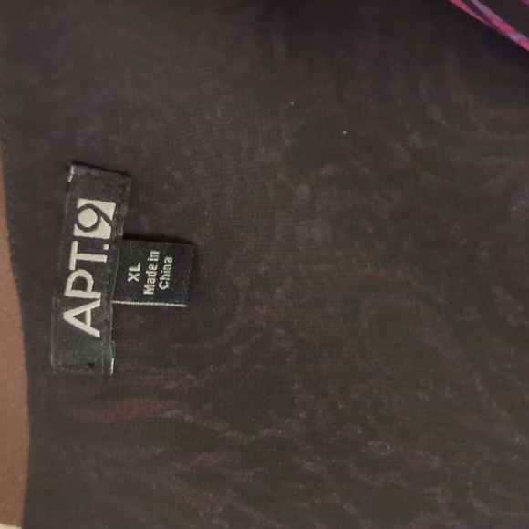 2/$19 NWT Apt 9 sleeveless top - Picture 2 of 5